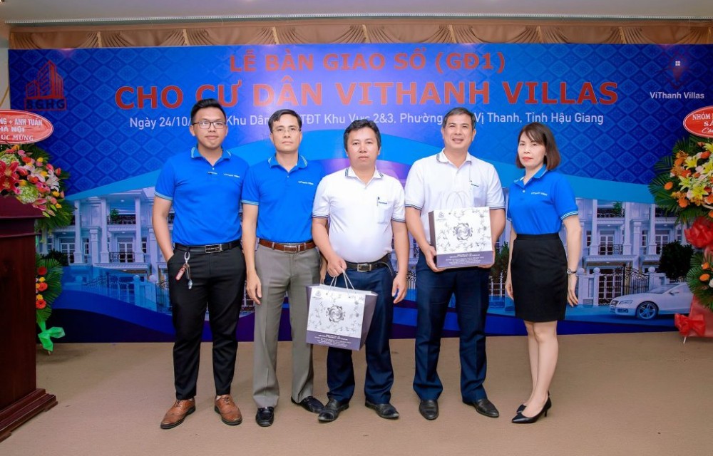 Lễ bàn giao sổ giai đoạn 1 cho cư dân dự án ViThanh Villas