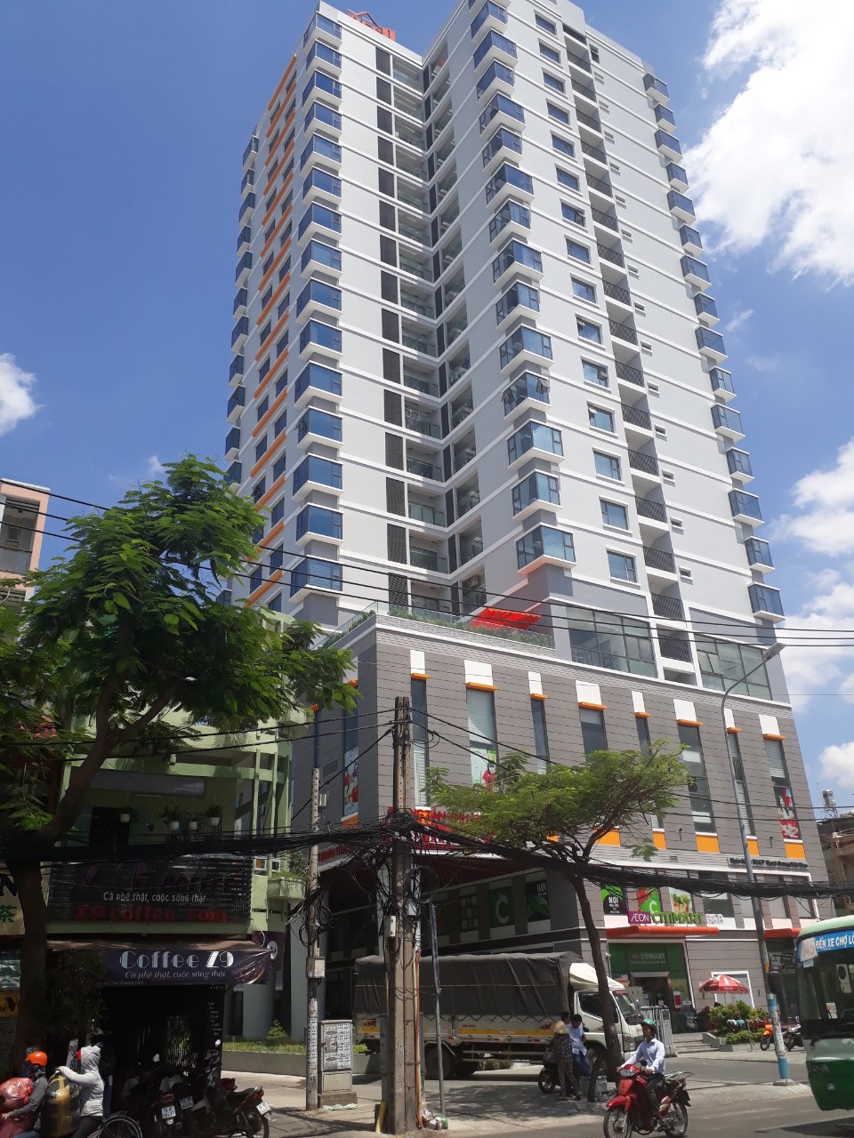 20190508163140-7b6f_wm