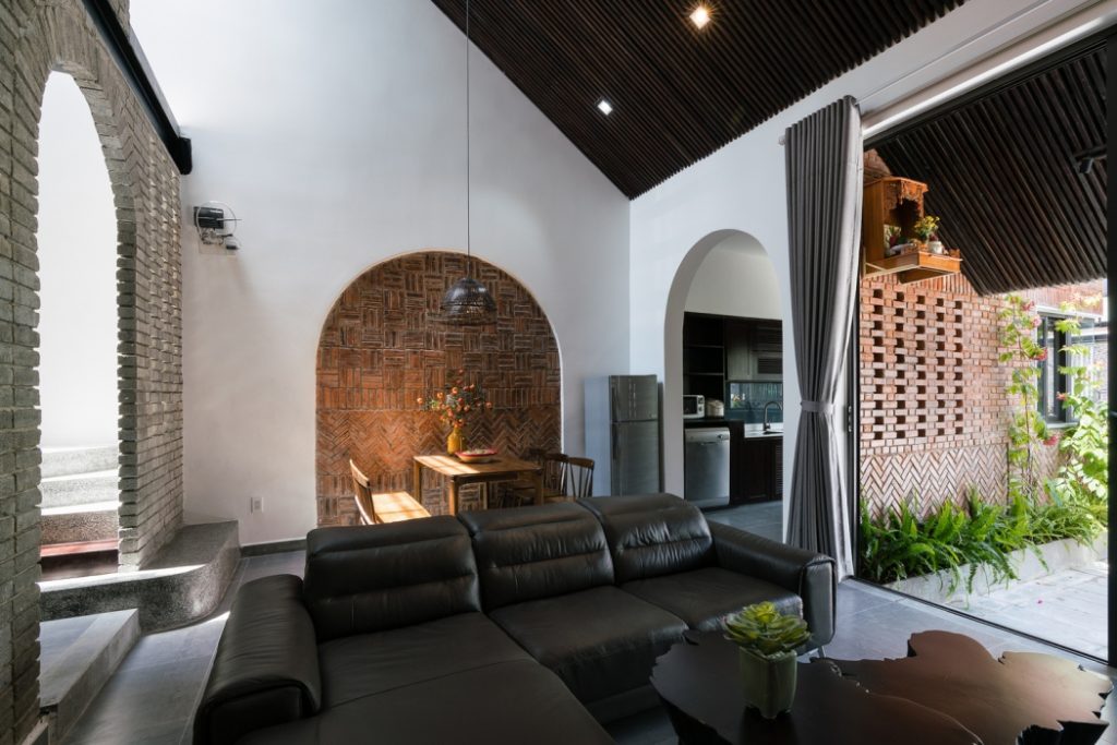 3-1531231199-1024x683-1