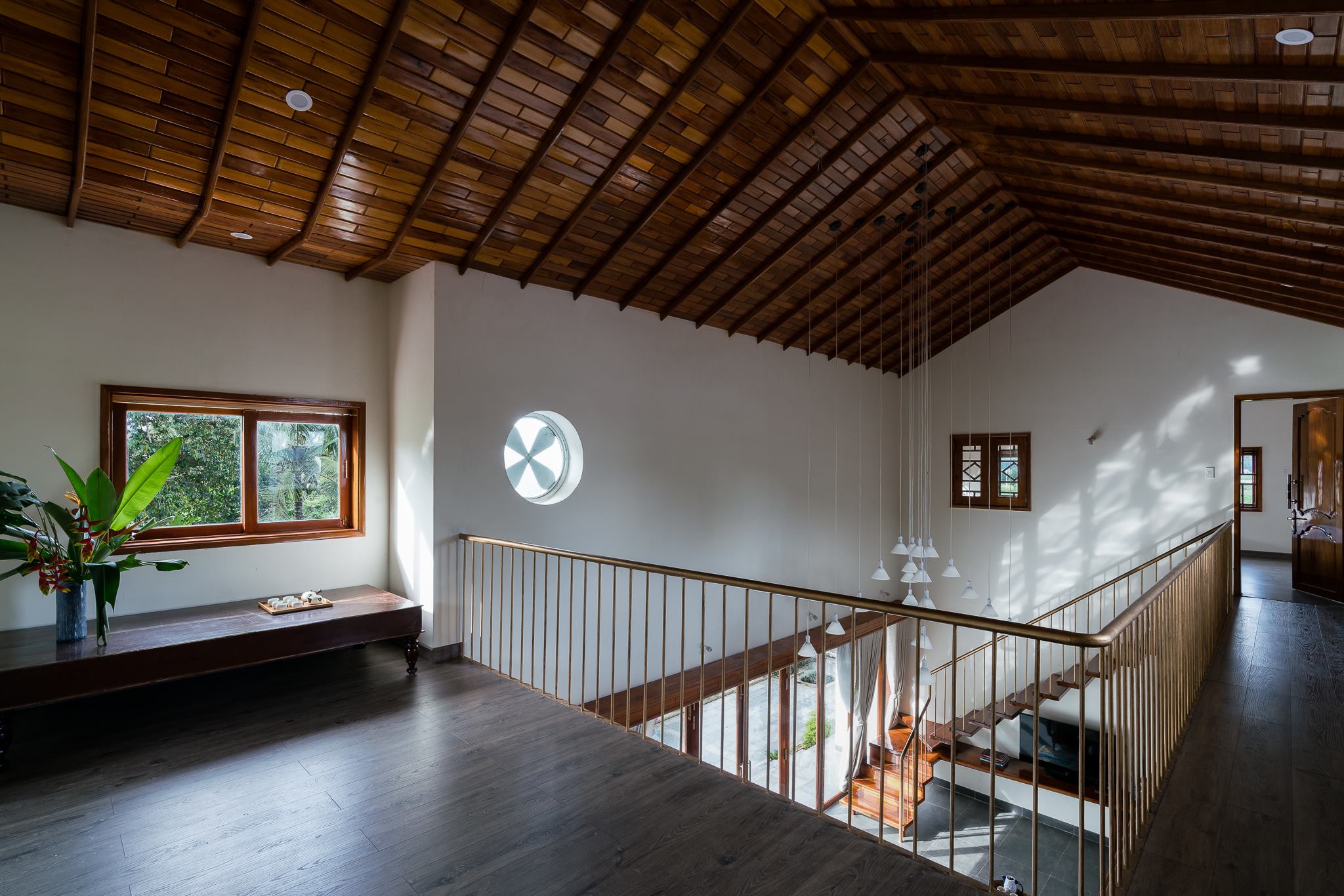 40287617_873899319476303_5036290810342014976_n