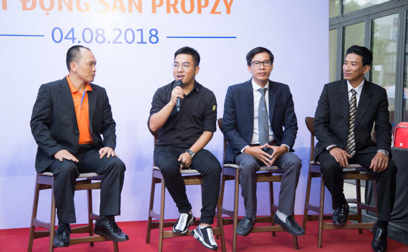 Theo chân nhà văn Nguyễn Ngọc Thạch đi dự ngày hội giao dịch bất động sản