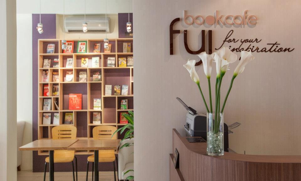 cafe-sach-sai-gon-fyi-book-1