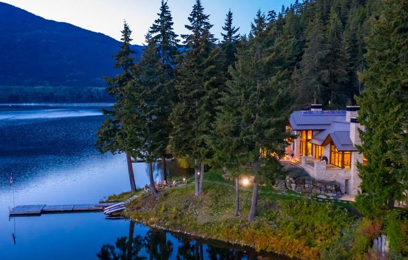 Điểm danh những biệt thự ven hồ siêu đắt đỏ