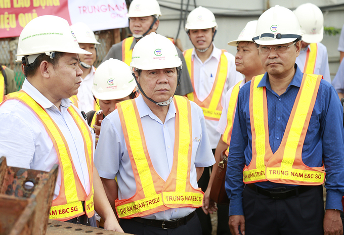 chu-tich-tphcm-8869-1590213189