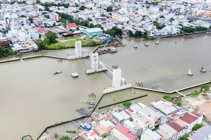 cong-phu-xuan-4645-1590215331 Cống ngăn triều Phú Xuân song song cầu Phú Xuân (nối quận 7 và Nhà Bè) đã cơ bản hoàn thành. Ảnh: Trung Nam
