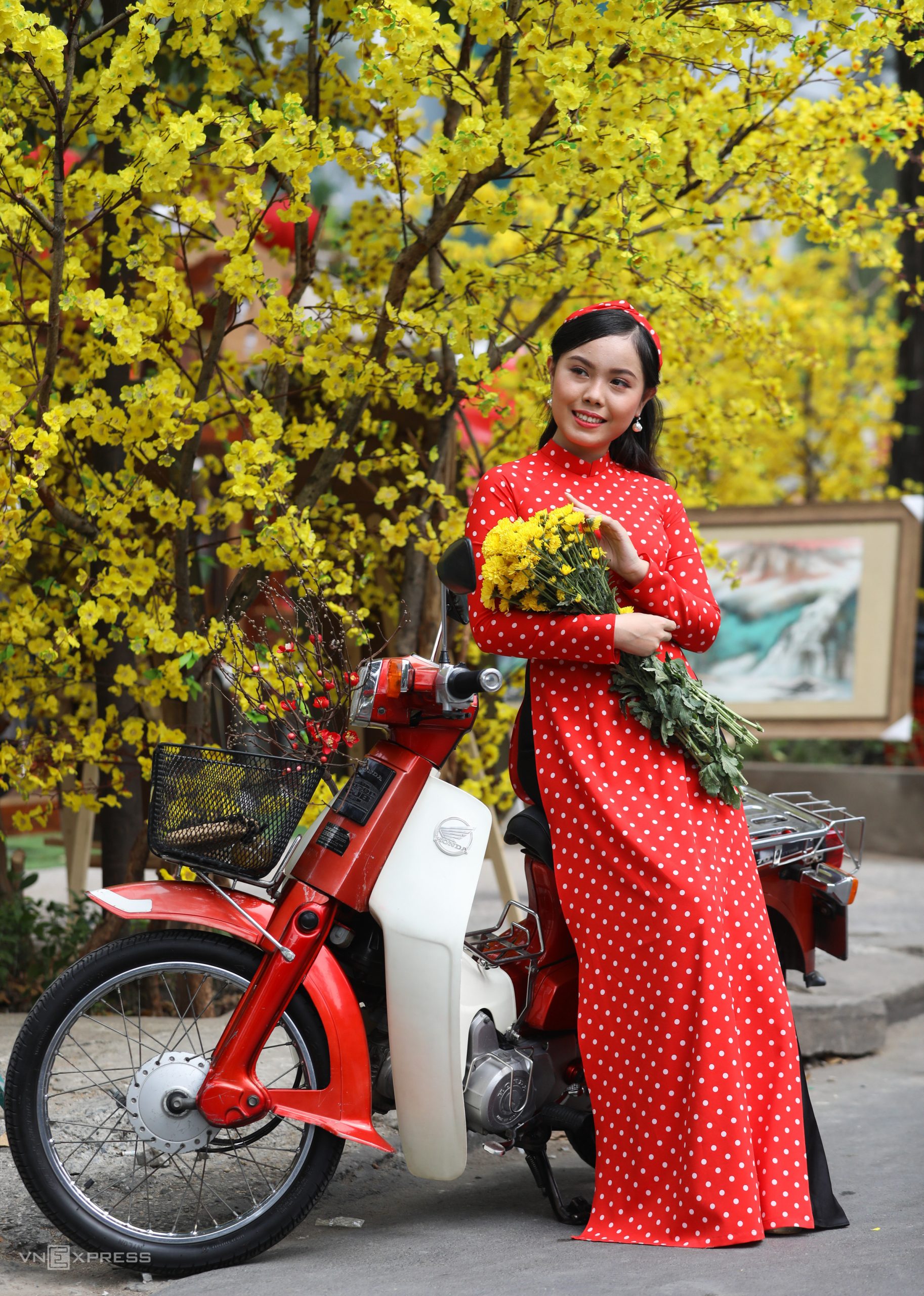 don-tet-o-sai-gon-ban-co-the-lam-gi-2-1-scaled-1