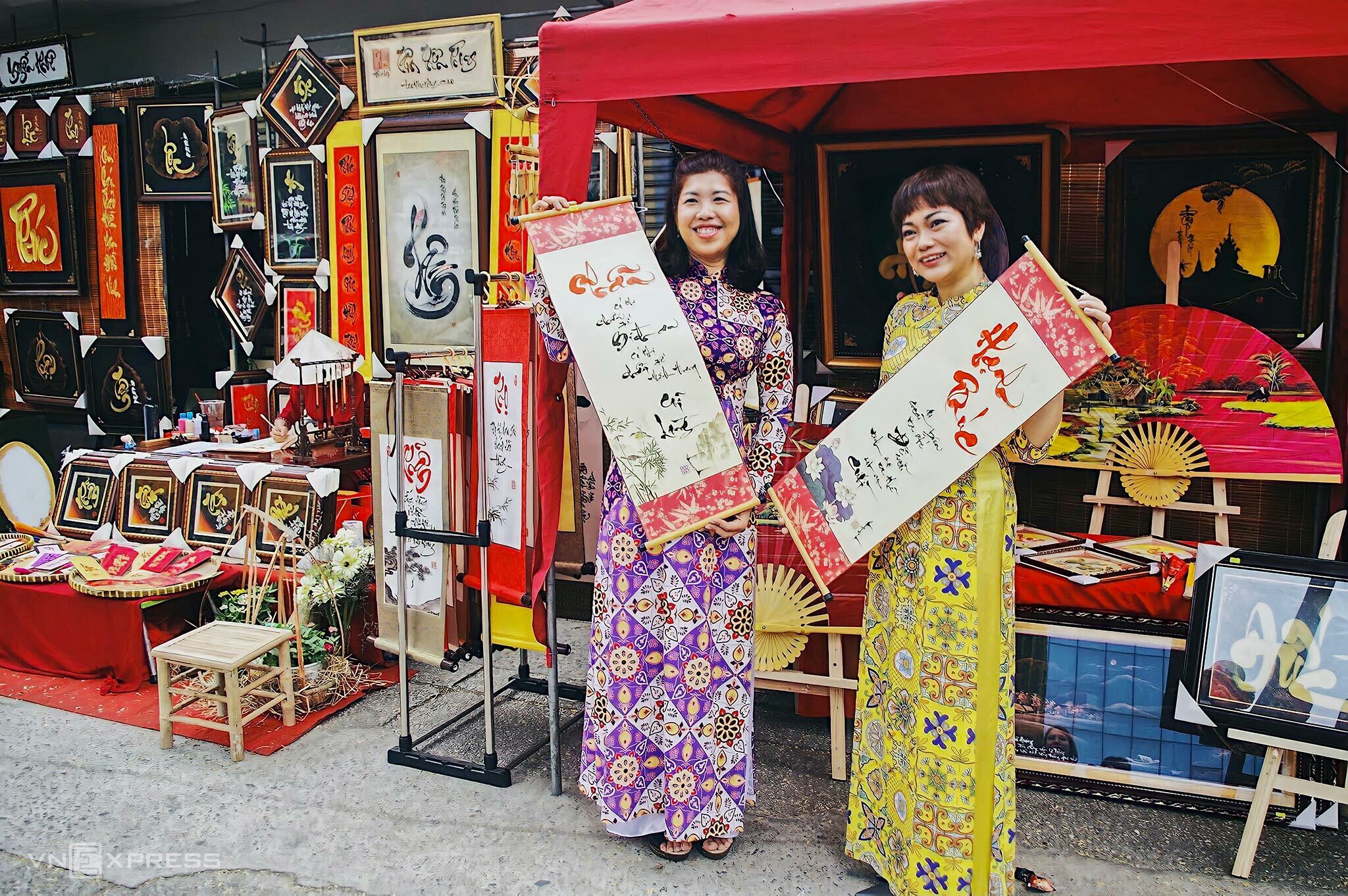 don-tet-o-sai-gon-ban-co-the-lam-gi-3