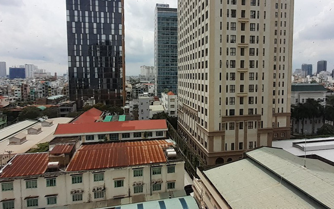 gia-can-ho-tp-hcm-tang-vot-bat-chap-dich-benh-vi-khan-hiem-nguon-cung-moi-1