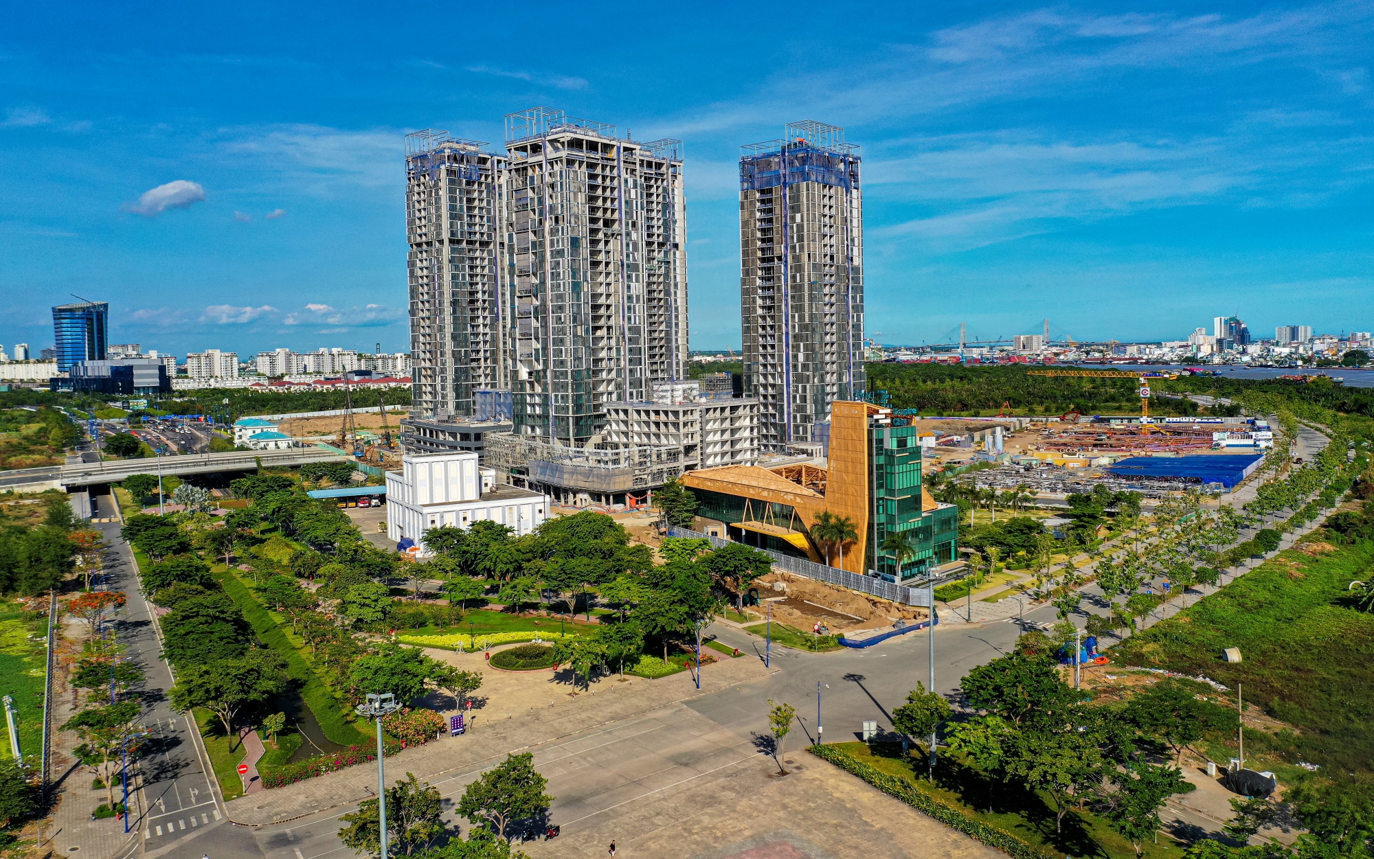 gia-nha-dat-thu-duc-cang-nhu-bong-bong