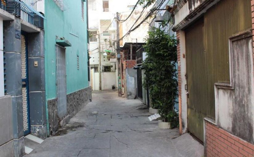 Mua nhà nhỏ hẻm to hay mua nhà to hẻm nhỏ?