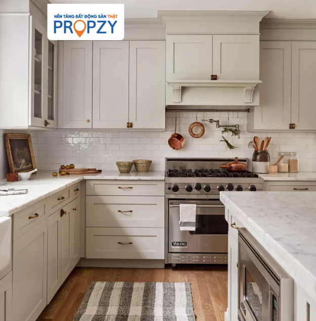 Để bồn rửa và bếp nấu cách xa nhau