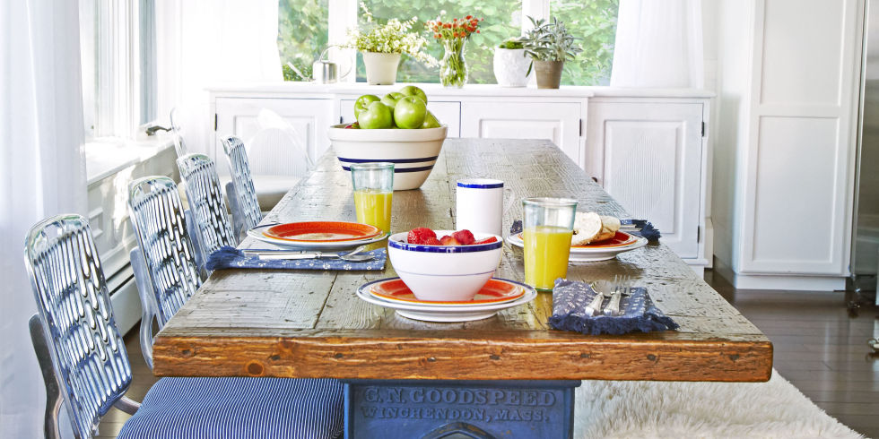 khong dung mat kinh cho ban an