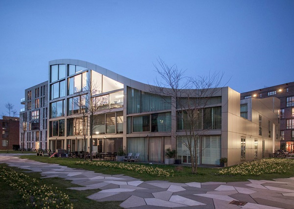 Mái nhà hình Thủy mang ý nghĩa không tốt trong phong thủy