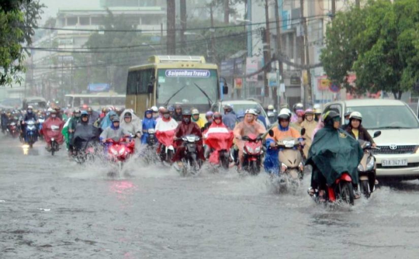 [Market Watch] T11: NHẬN ĐỊNH CHUYÊN GIA – Giao dịch nhà phố mùa ngập lụt