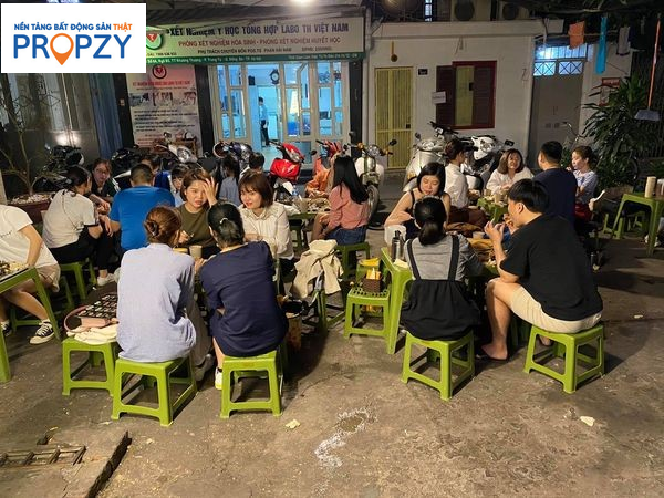 Mở cửa hàng ăn uống của học sinh cấp 1, cấp 2, cấp 3 khu vực gần trường học