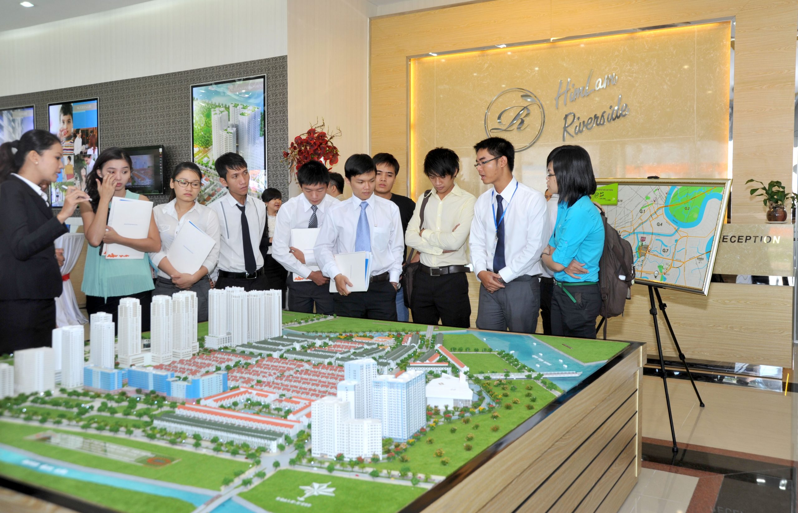 moi-truong-kinh-doanh-thieu-minh-bach-khien-doanh-nghiep-dia-oc-vua-va-nho-ngay-cang-yeu