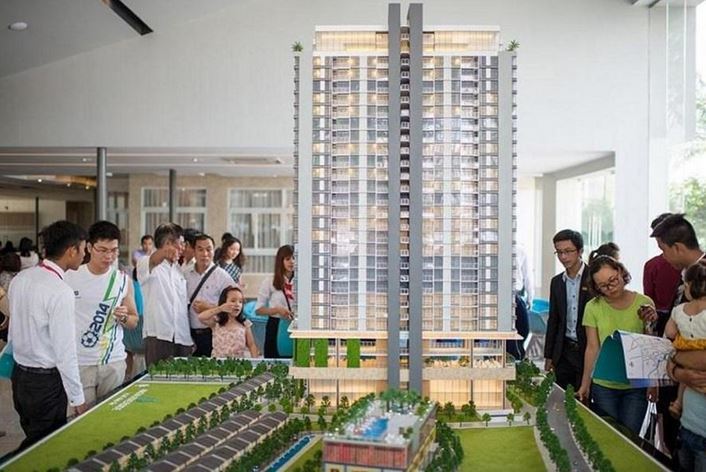 mua-nha-nhap-trach-thang-co-hon-tuong-xui-rui-hoa-dai-loi