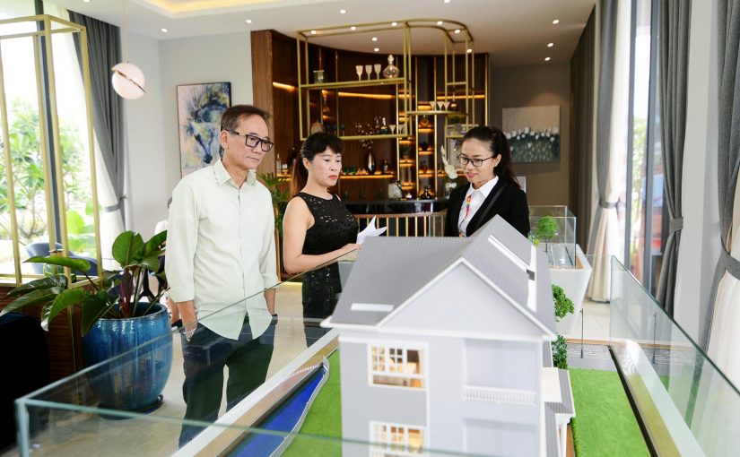 Lãi tiết kiệm liên tiếp giảm sâu, thời điểm vàng đầu tư bất động sản?