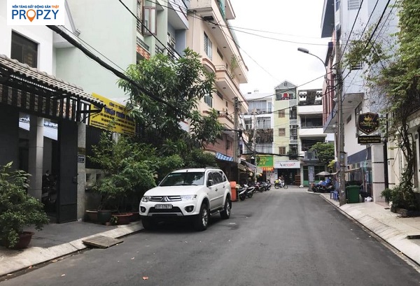 Nhà HXH thuận lợi trong việc đi lại 