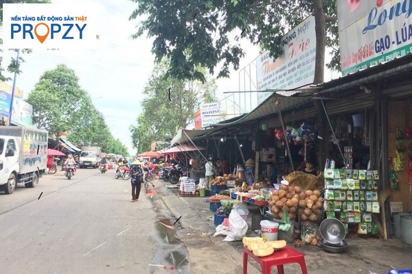 Giá nhà gần chợ tăng hay giảm trong tương lai