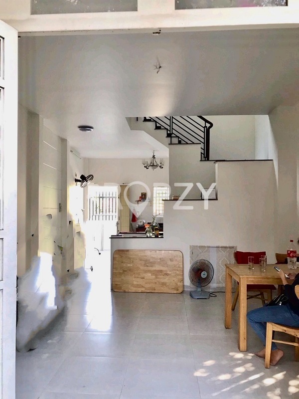 Nhà phố hẻm xe hơi thông thoáng quận Thủ Đức