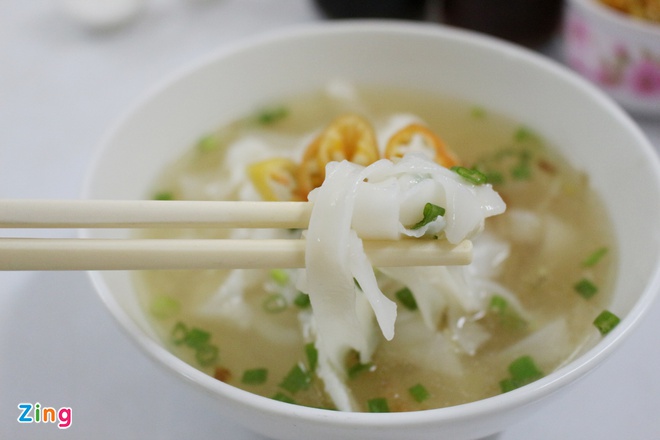 Nhung-quan-an-lau-doi-van-hut-khach-o-sai-thanh-08