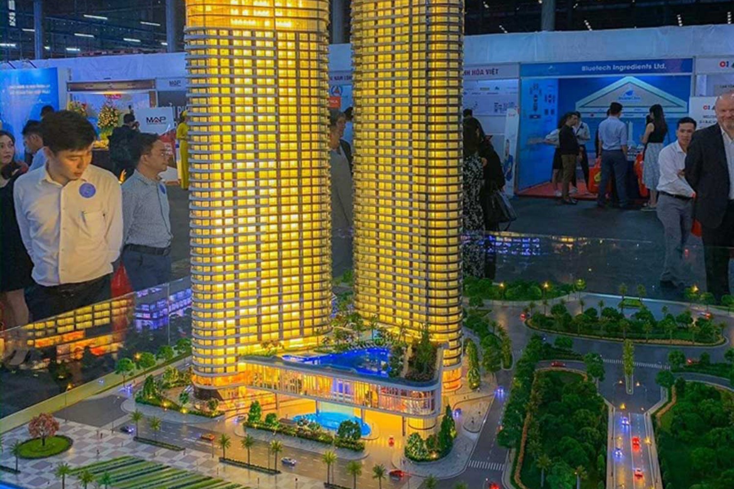 Suntory Bay featured image