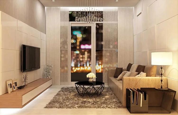 Phòng khách hướng ra ban công