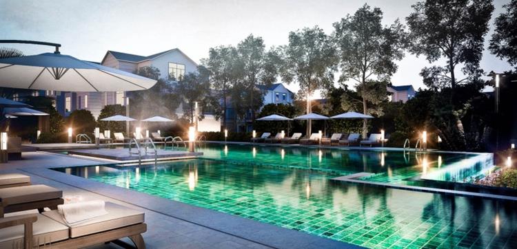 Hồ bơi sang trọng nội khu