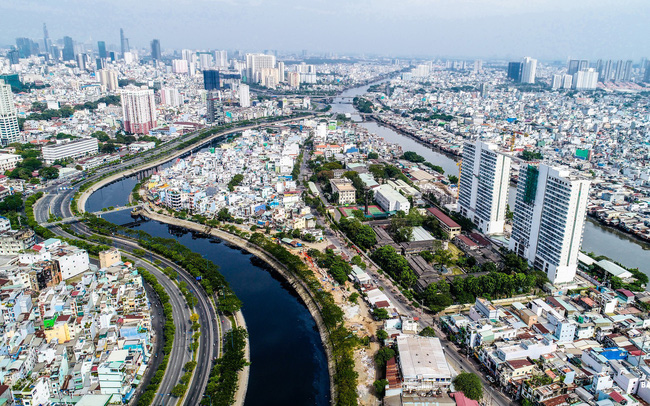 Nhà đầu tư địa ốc Nhật Bản muốn tham gia vào các dự án di dời hàng chục nghìn nhà lụp xụp ven kênh TP.HCM
