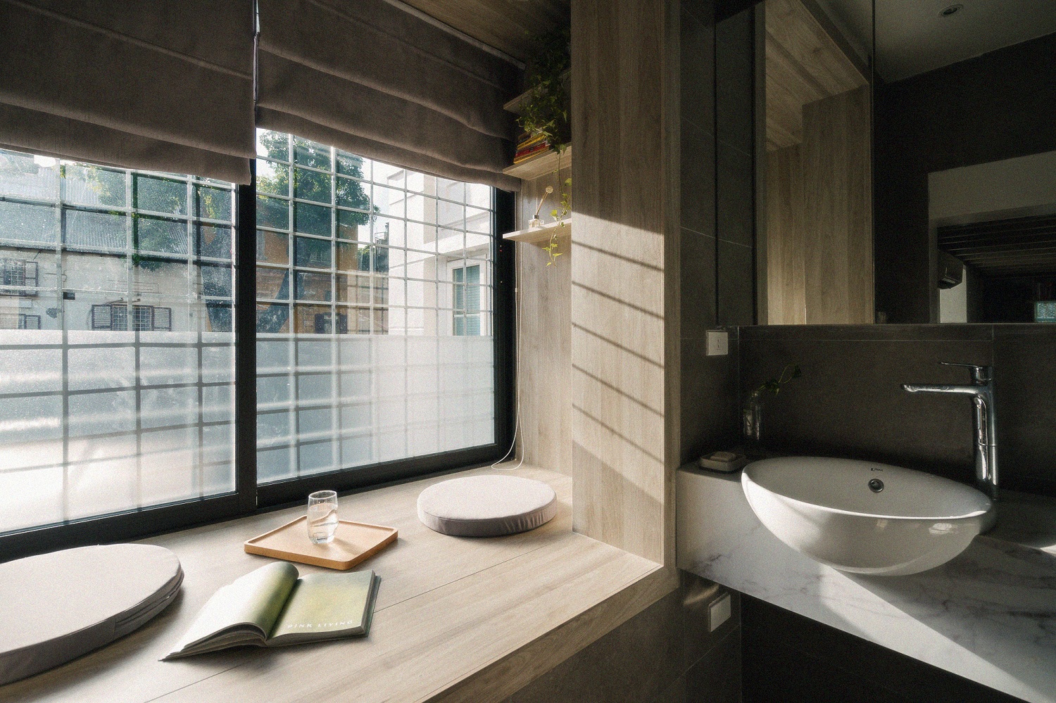 psy07323a-3942-1597638548-8505-1597688164