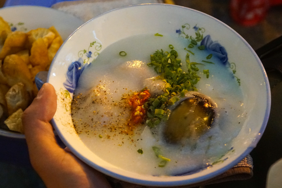 quan-an-khuya-sai-gon-chao-suon-ba-hao-2