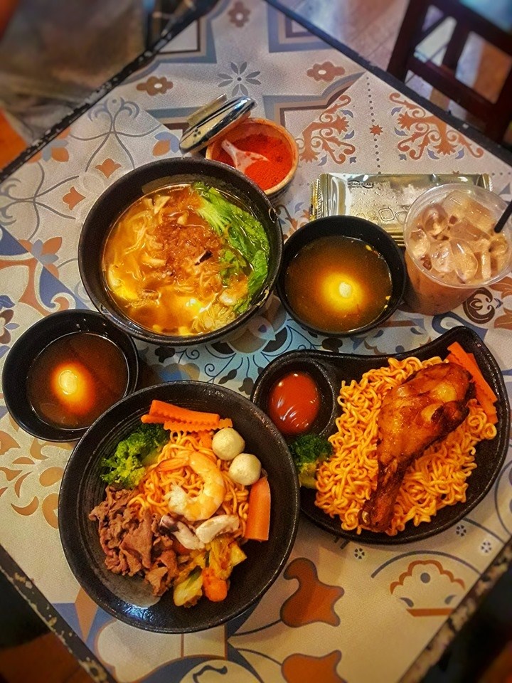 quan-an-khuya-sai-gon-mi-cay-khuya