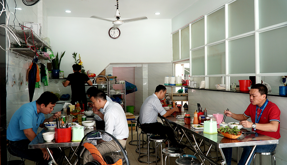 quan-an-khuya-sai-gon-pho-ha-hai-trieu