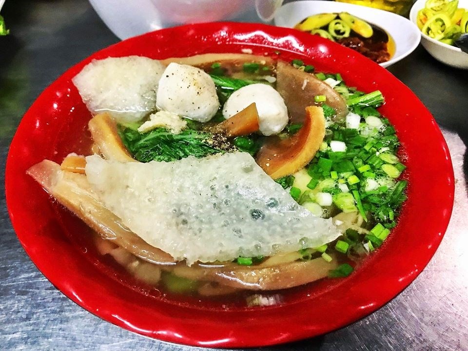 quan-an-khuya-sai-gon-sui-cao-ha-ton-quyen-2