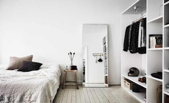 Cách đặt gương trong phòng ngủ không ảnh hưởng giấc ngủ và mang lại tài lộc