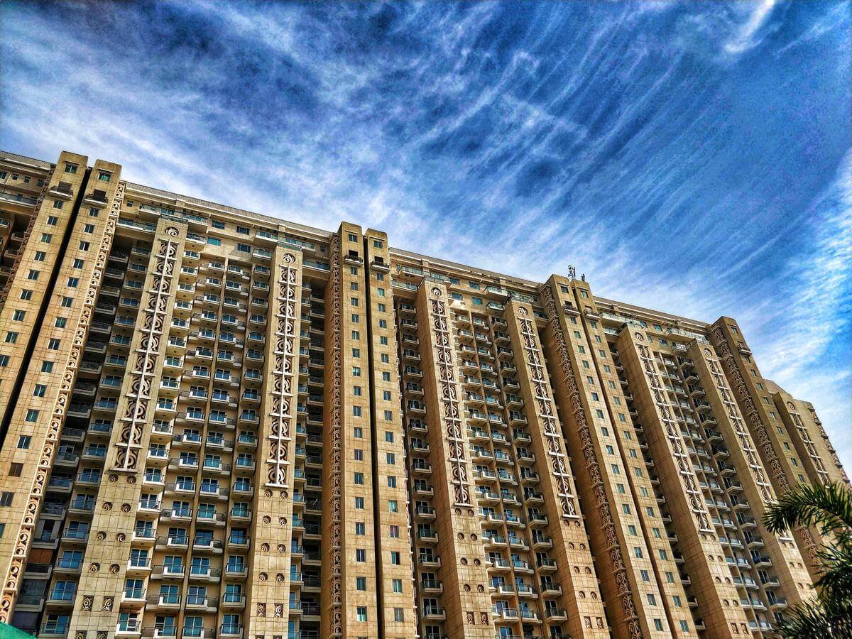 Sông ở TP. HCM có nên mua chung cư hay không?