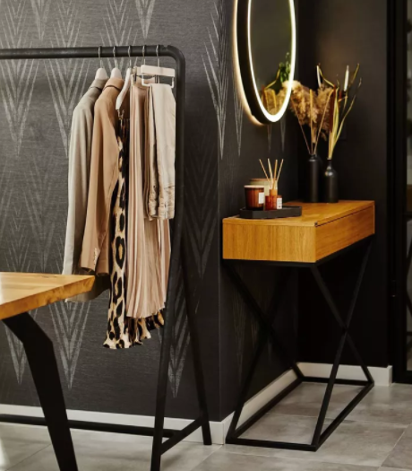 Tạo kiểu giá treo quần áo